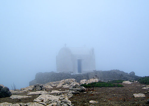 Wandern auf der Insel Karpathos: Die Kapelle des Propheten Elias